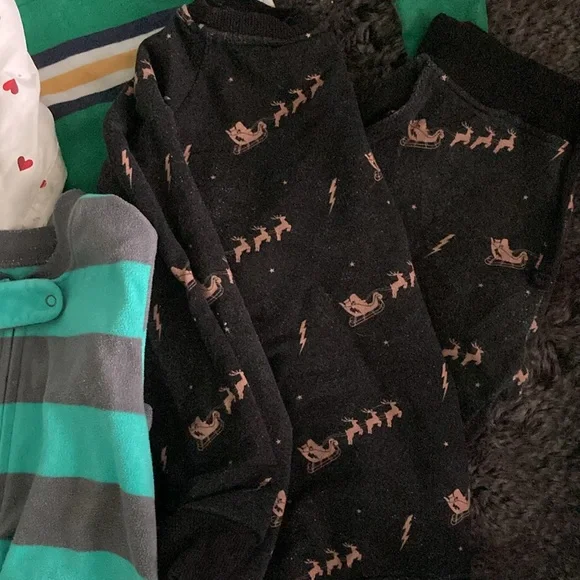 4T Boy Clothing Bundle (some Holiday)